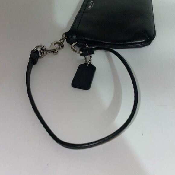 Coach Black Leather Wristlet - Picture 8 of 9